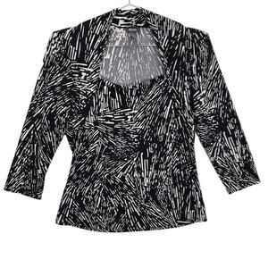 Kenneth Cole Reaction Blouse Womens Medium Black White Geometric Chic Pullover